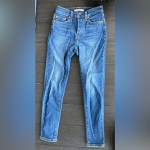 Size 25, Wedgie Skinny